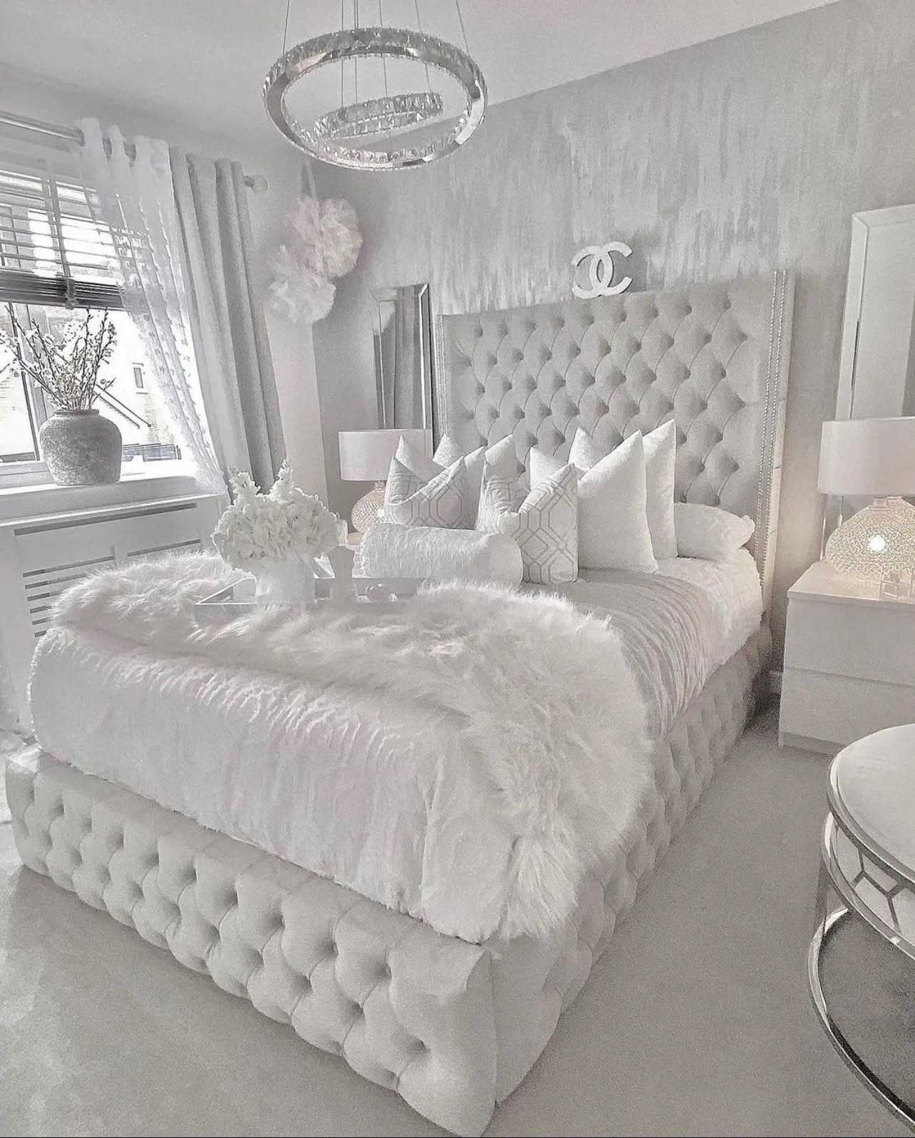 Silver Plush Wingback Bed Frame 4FT6 Double Tall Headboard Luxury Bed